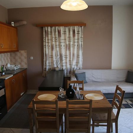 Manos Apartments コリンバリ エクステリア 写真