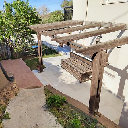 Manos Apartments コリンバリ エクステリア 写真