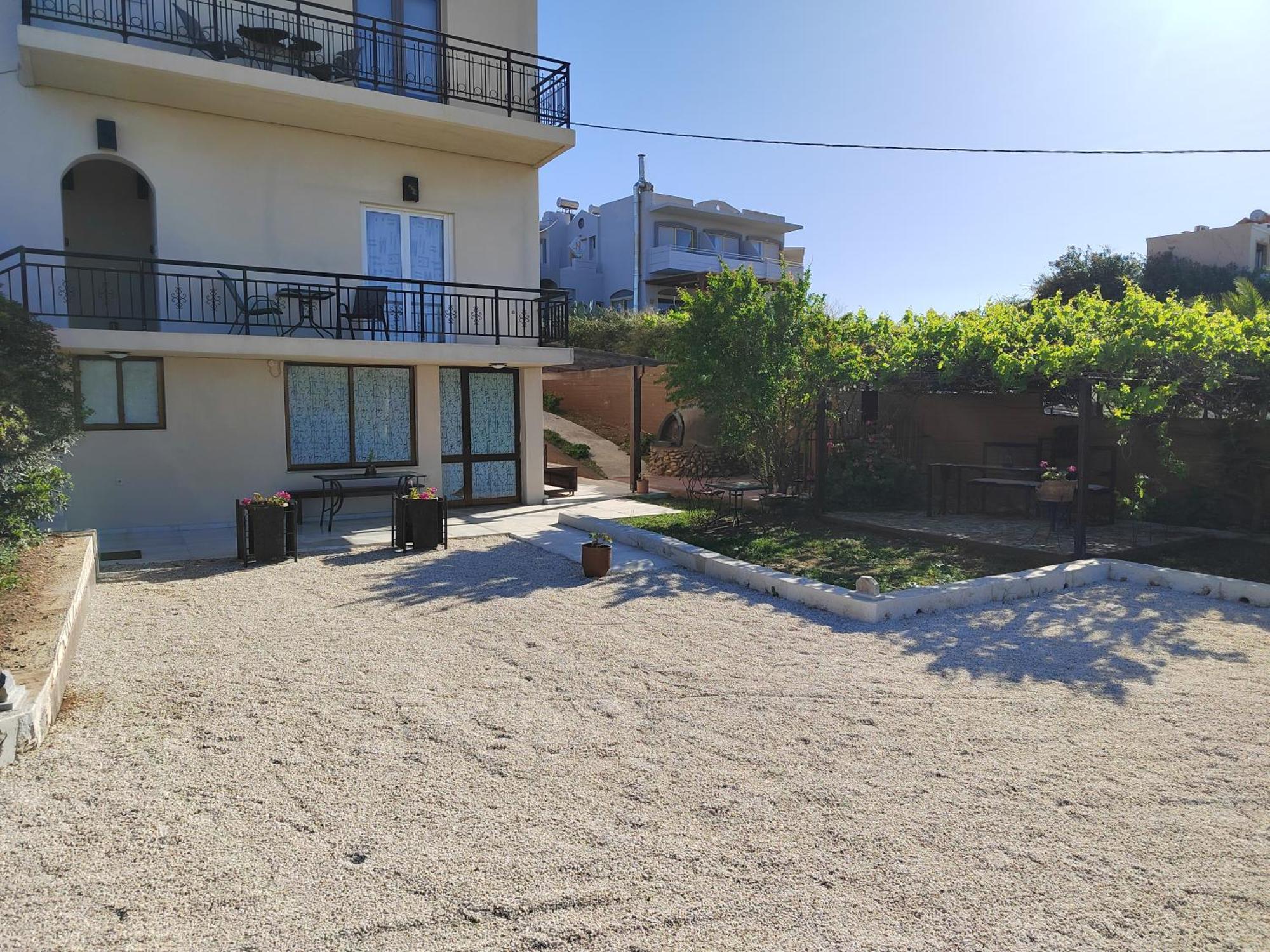 Manos Apartments コリンバリ エクステリア 写真